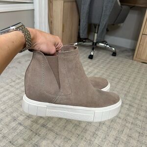 Dolce Vita Zabie Suede Wedge Ankle Sneakers